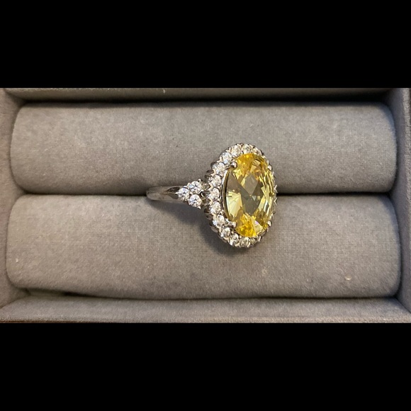 QVC RING - Picture 2 of 2